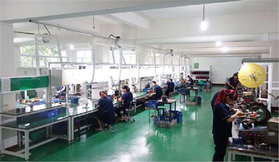 恒达电子生产线