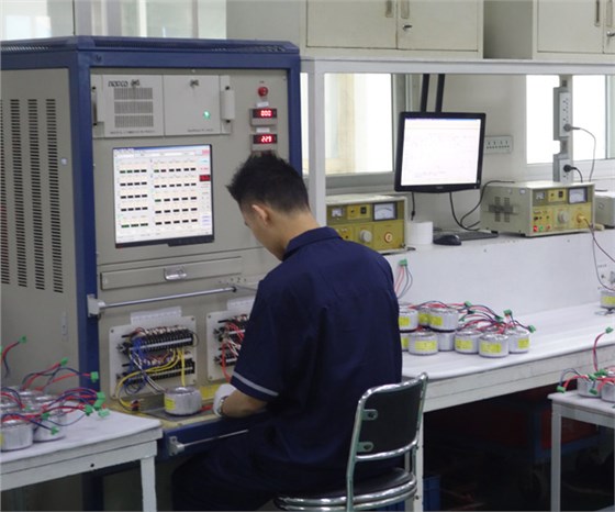 出口铝变压器检测实景