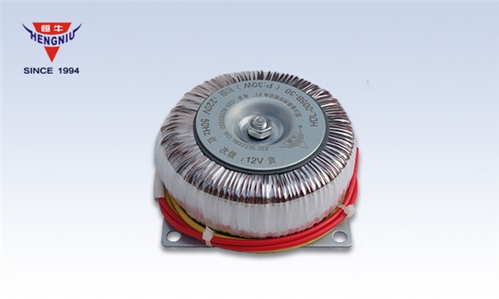 变压器有点发烫正常吗 变压器有点发烫正常吗