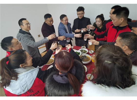 恒达电子喜庆新年2